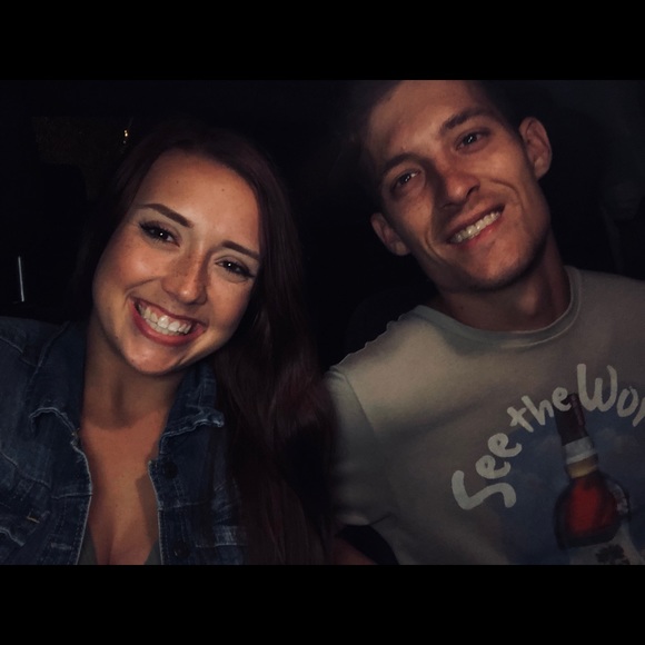 Meet your Posher, Ivy - Picture 1 of 1